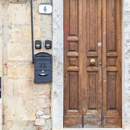 Hotel Sognare Nel Castello Monteriggioni Exterior foto