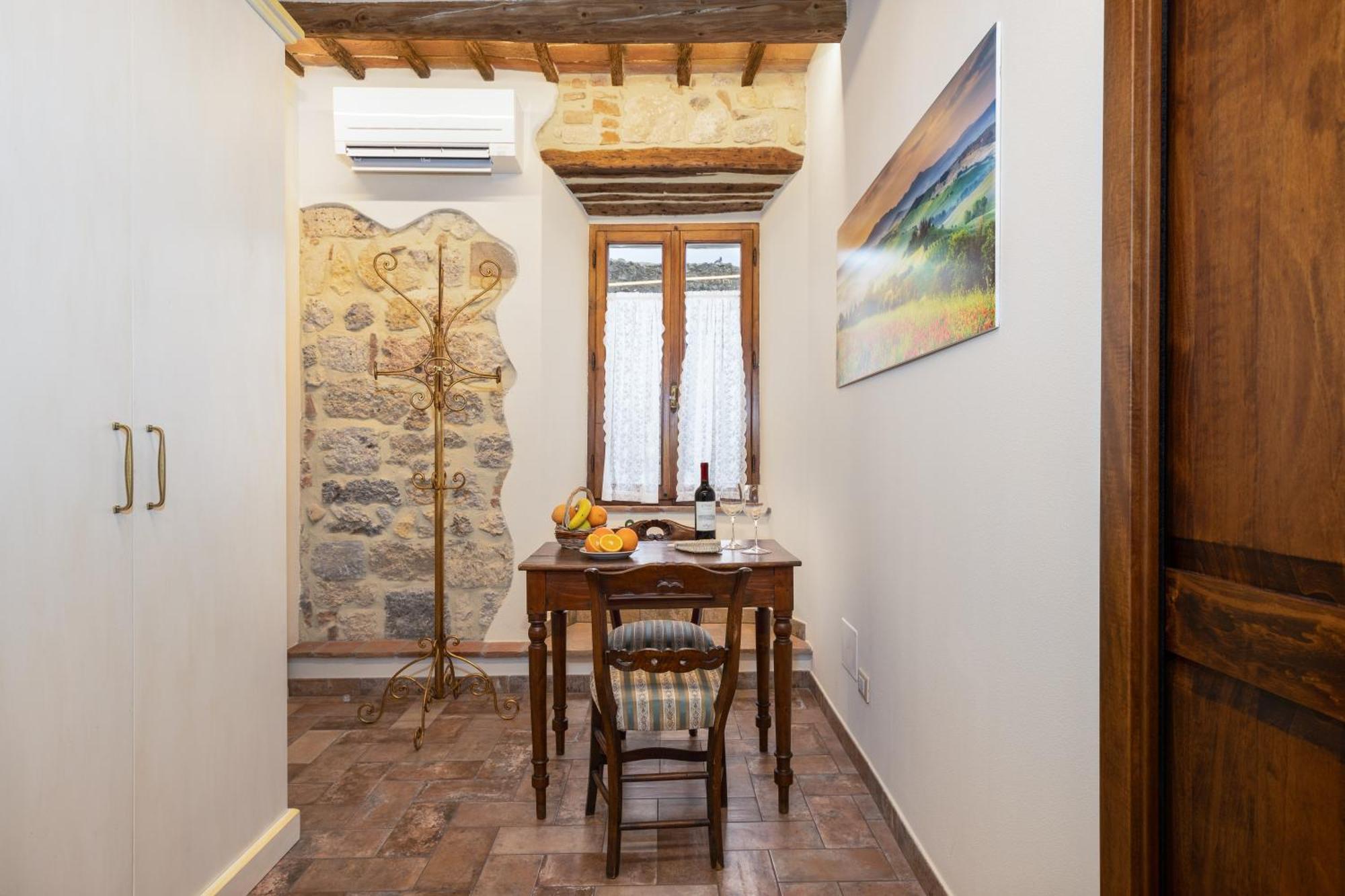Hotel Sognare Nel Castello Monteriggioni Exterior foto